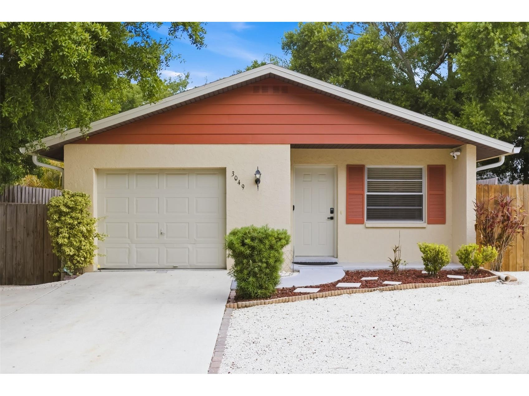 3049 Gypsy Street Sarasota FL 34231 A4693010 image1