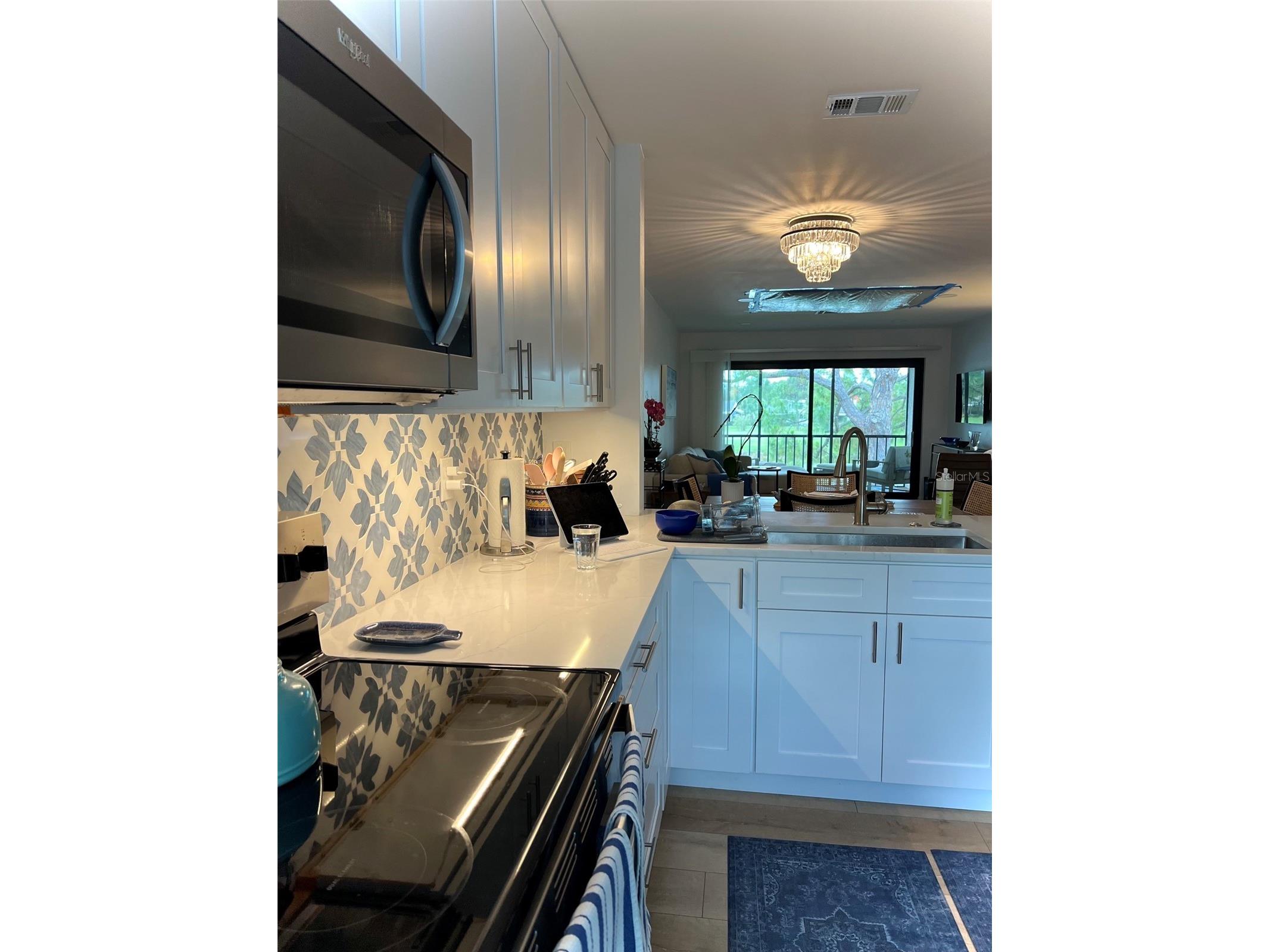 3049 Taywood Meadows #4 Sarasota FL 34235 A4694098 image3