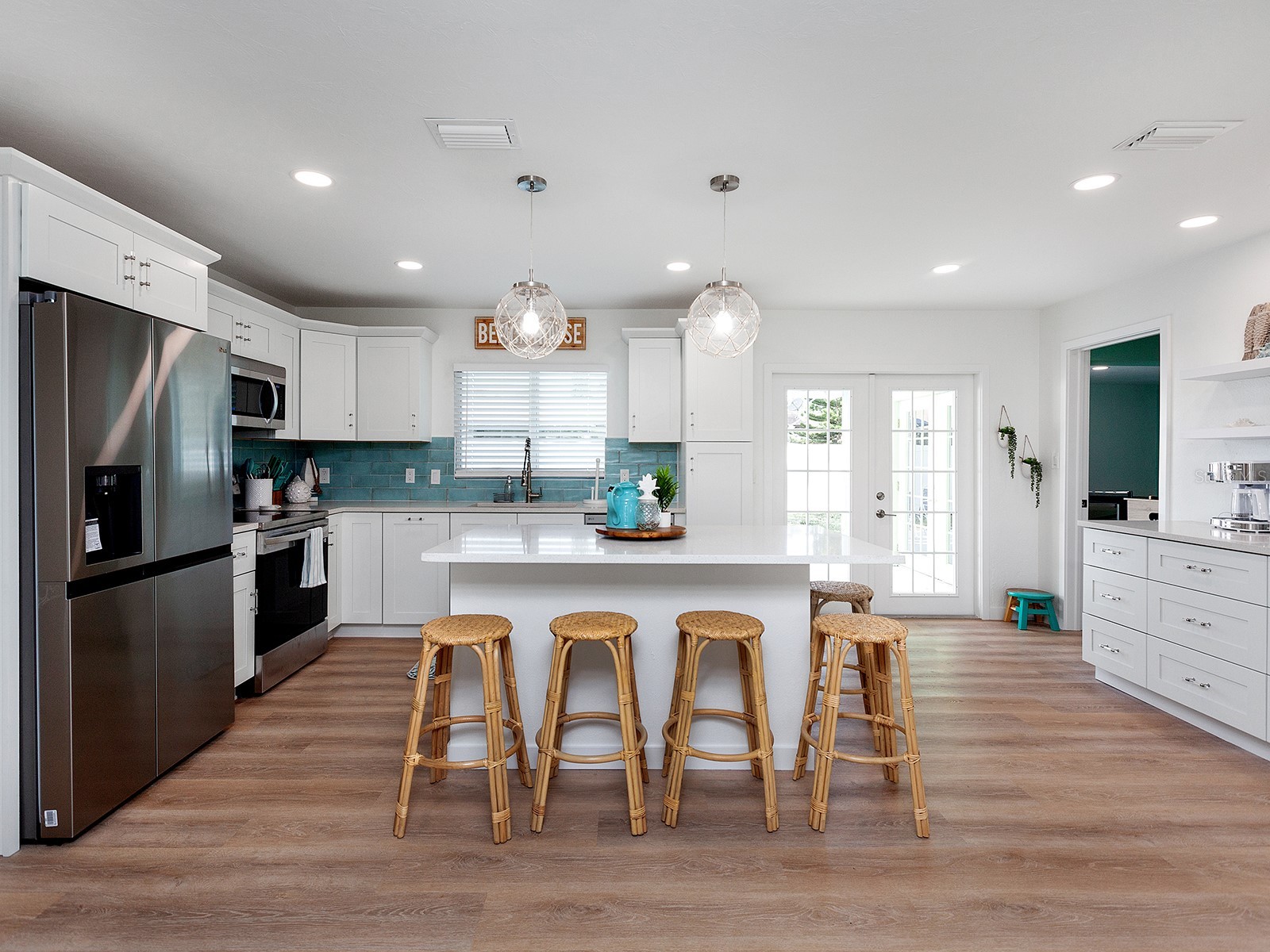 3049 Wood Street Sarasota FL 34237 A4689385 image10