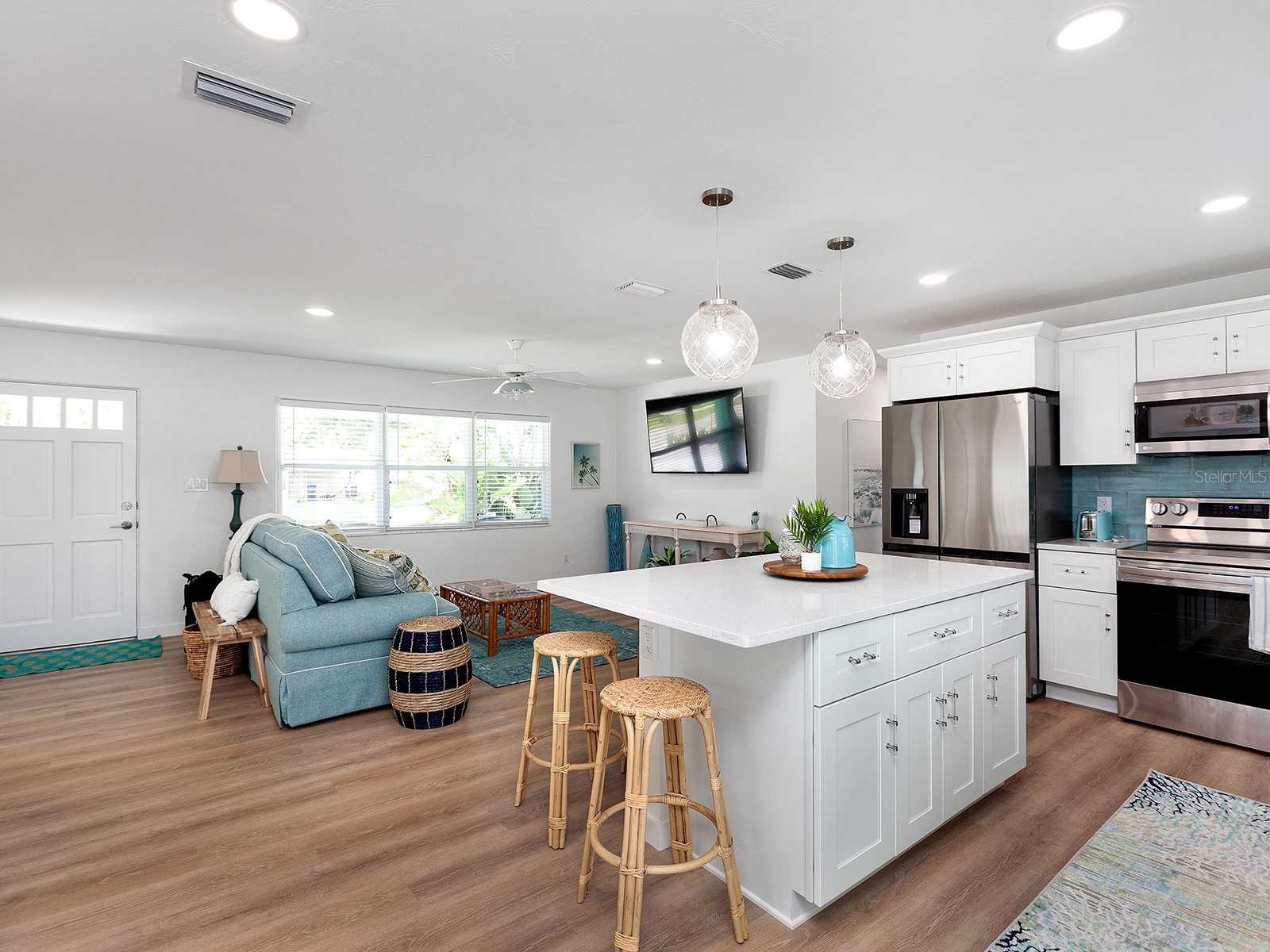 3049 Wood Street Sarasota FL 34237 A4689385 image9