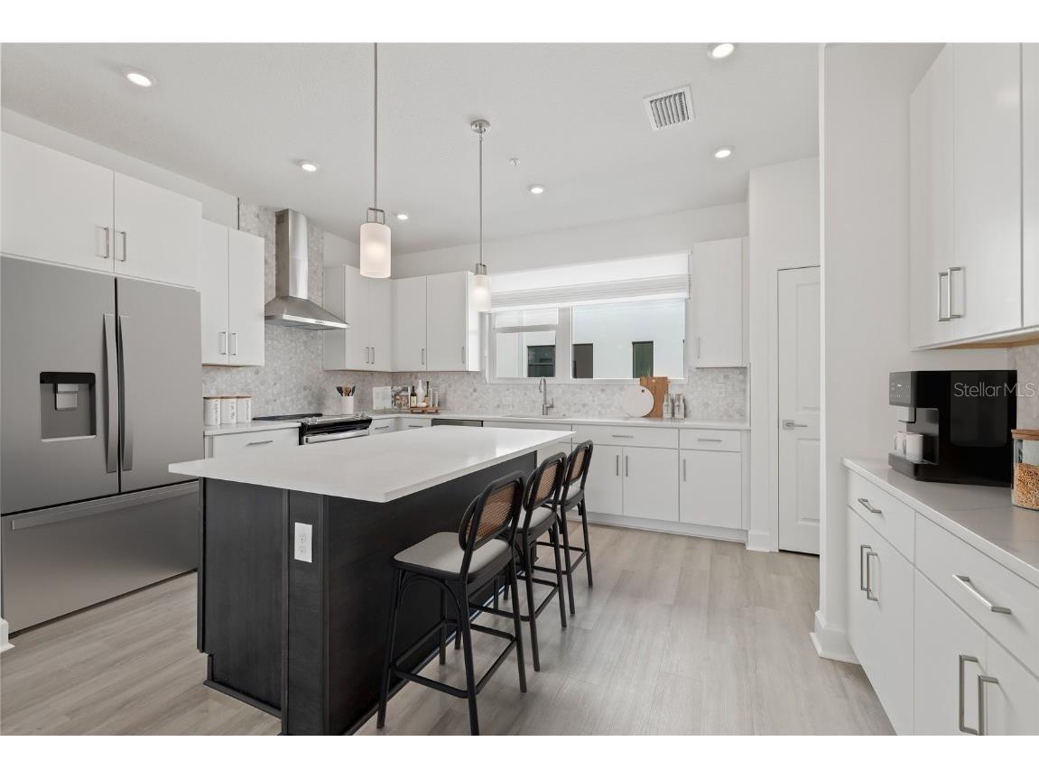 305 15th Street N Saint Petersburg FL 33705 TB8439978 image13