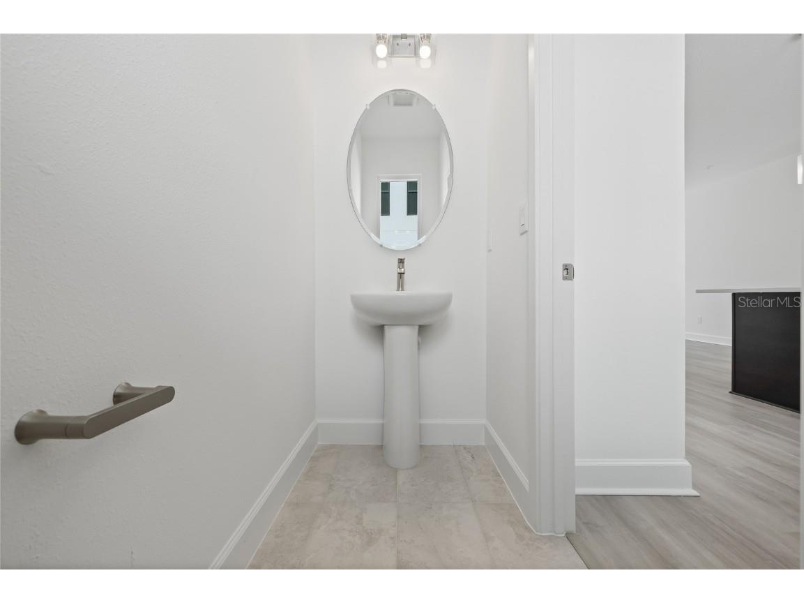 305 15th Street N Saint Petersburg FL 33705 TB8439978 image18