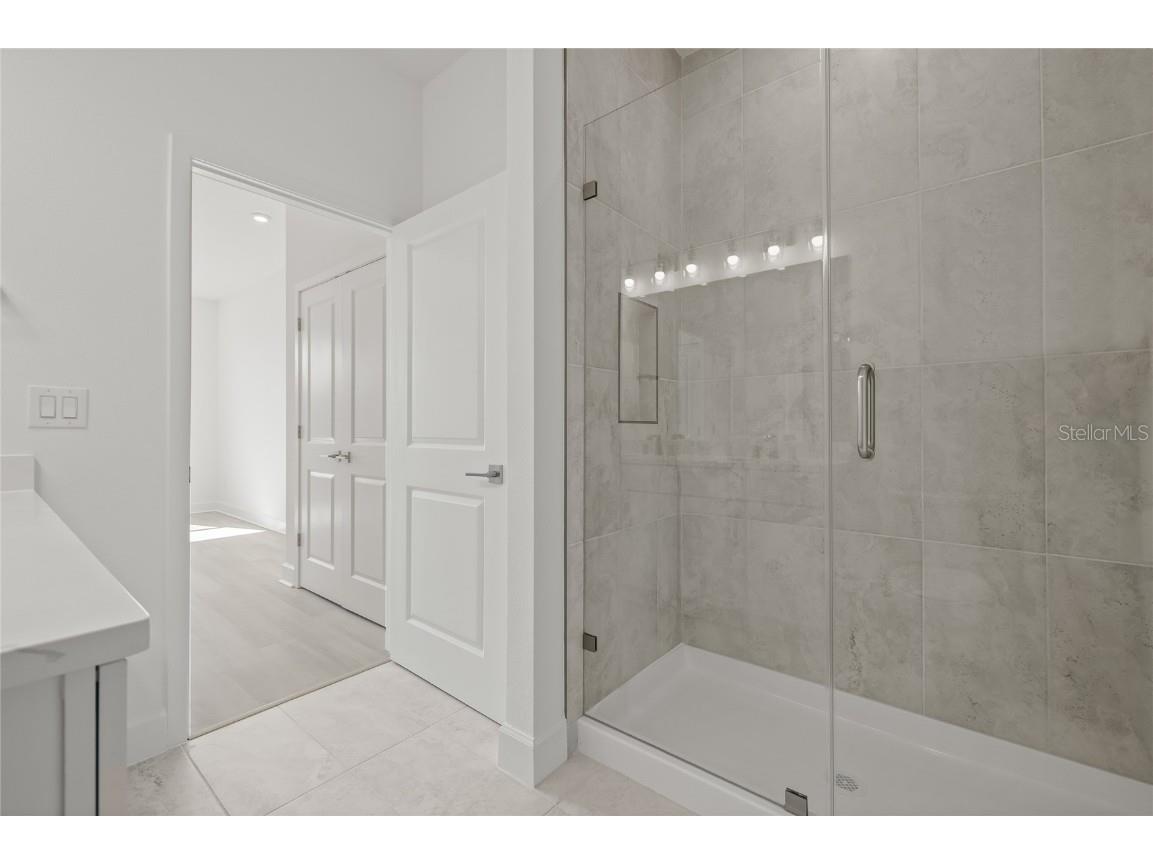 305 15th Street N Saint Petersburg FL 33705 TB8439978 image26