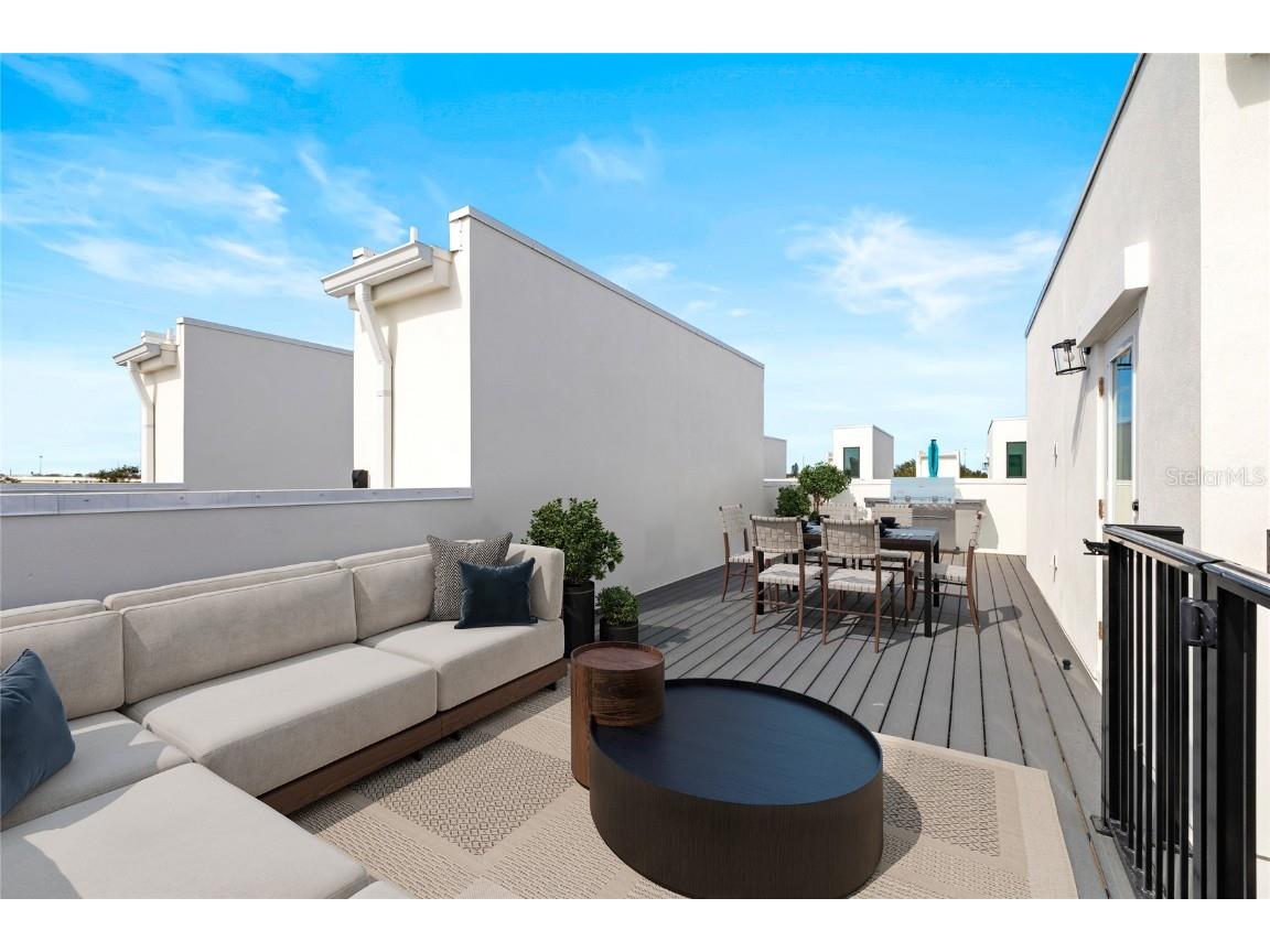 305 15th Street N Saint Petersburg FL 33705 TB8439978 image3