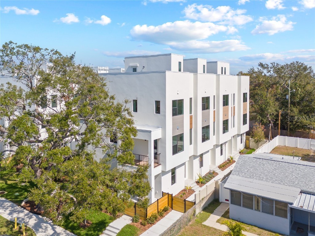 305 15th Street N Saint Petersburg FL 33705 TB8439978 image6