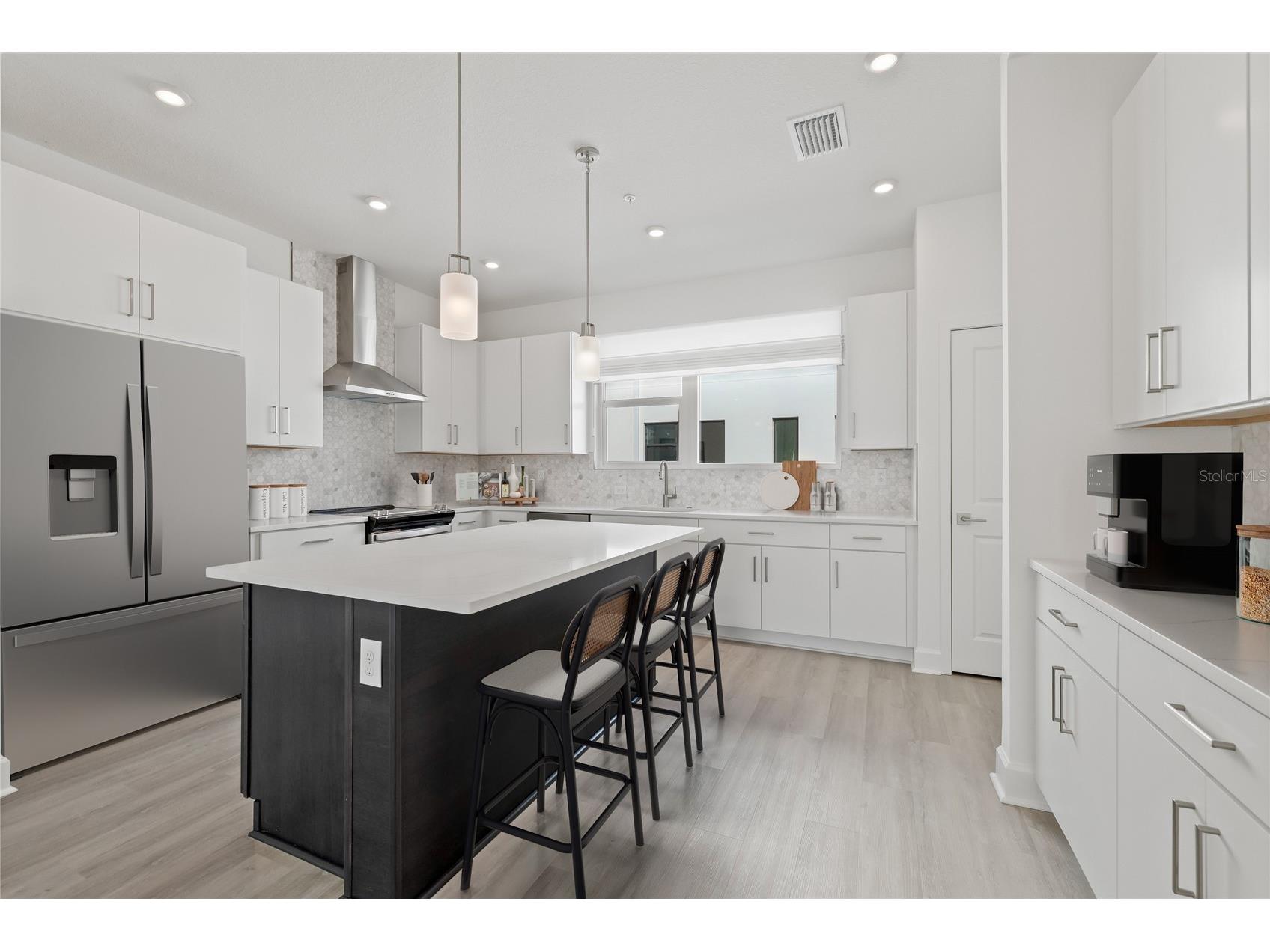 305 15th Street N Saint Petersburg FL 33705 TB8515319 image13