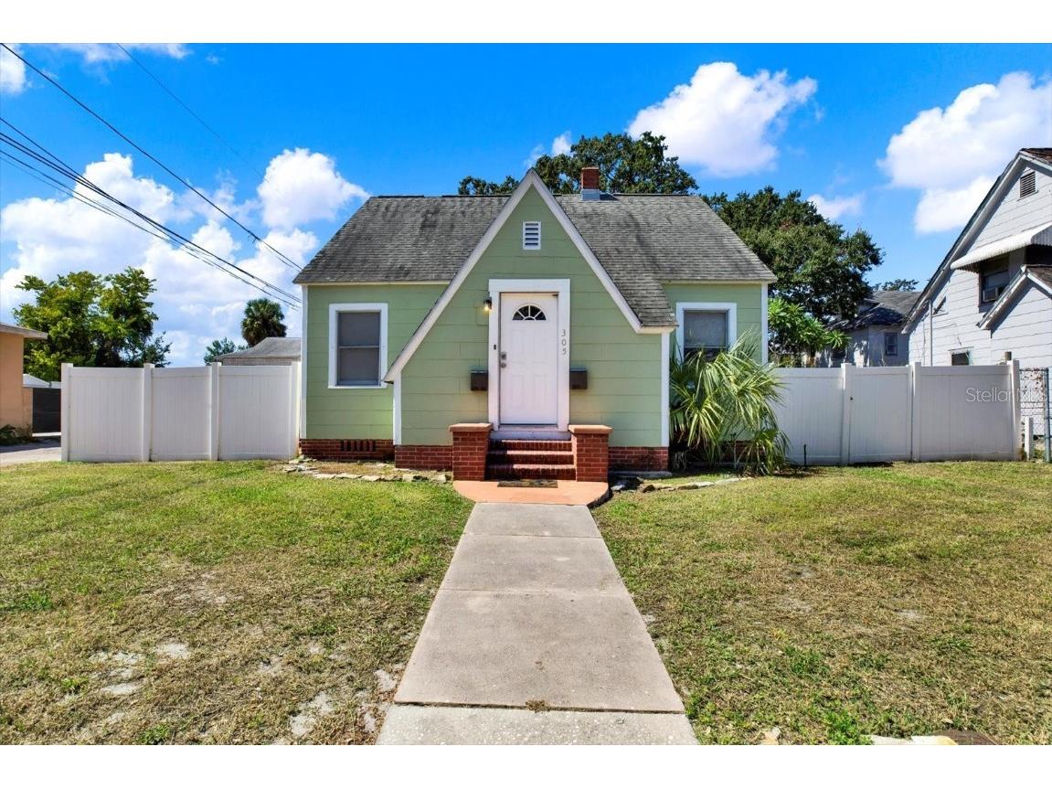 305 28th Street S Saint Petersburg FL 33712 TB8434624 image1