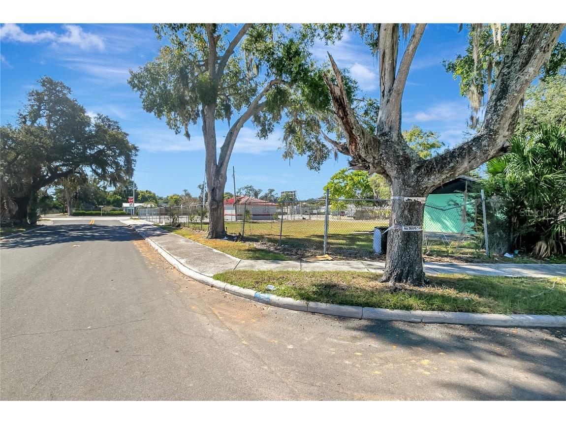 305 & 309 W Memorial Boulevard Lakeland FL 33801 TB8447315 image24