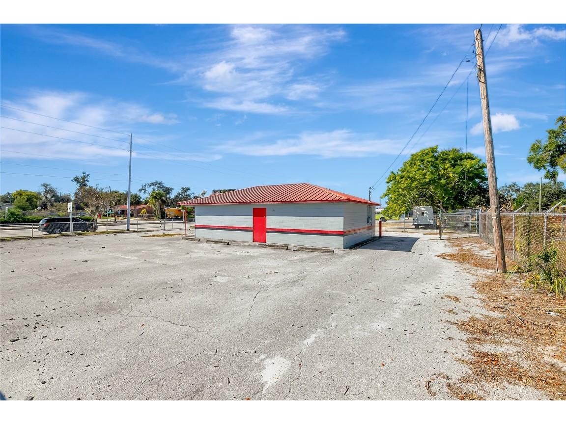 305 & 309 W Memorial Boulevard Lakeland FL 33801 TB8447315 image3