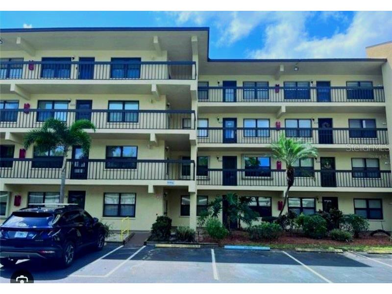 305 30th Avenue W #A307 Bradenton FL 34205 A4693564 image1