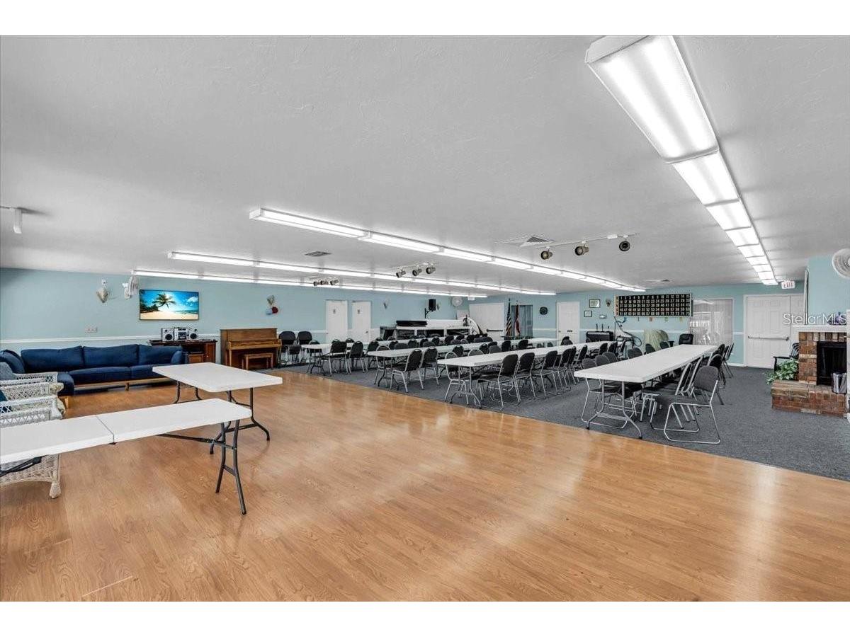 305 47th Avenue Drive W #146 Bradenton FL 34207 A4687725 image21