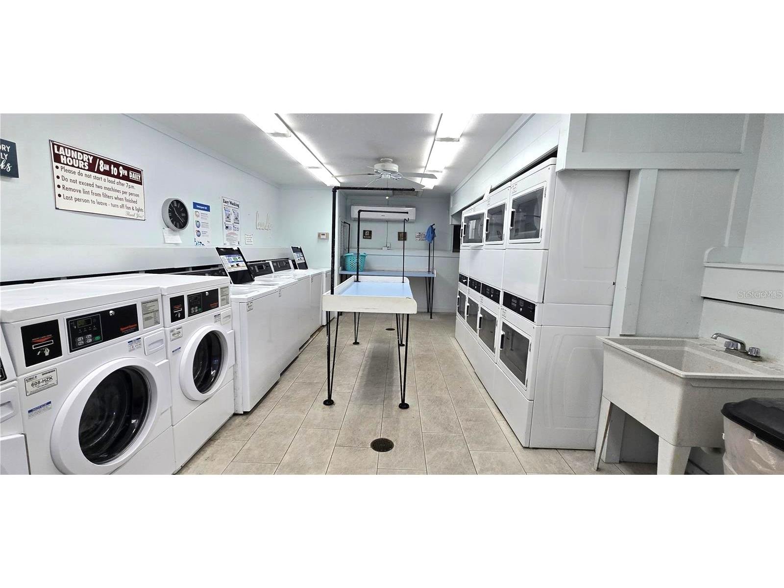 305 47th Avenue Drive W #146 Bradenton FL 34207 A4687725 image22