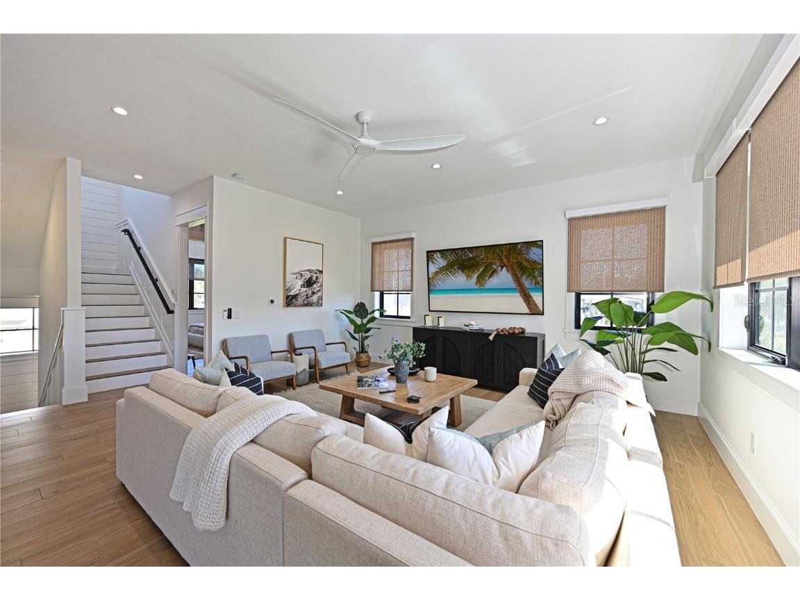 305 55th Street Holmes Beach FL 34217 A4672370 image10