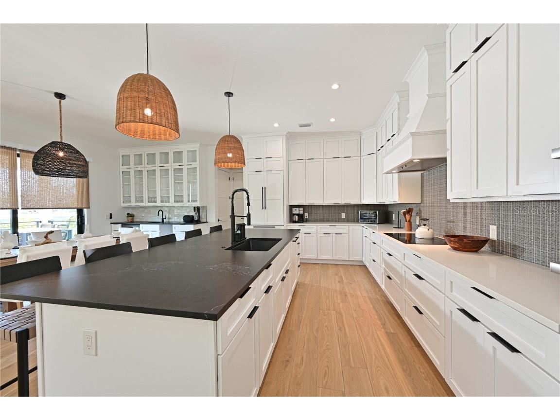 305 55th Street Holmes Beach FL 34217 A4672370 image15