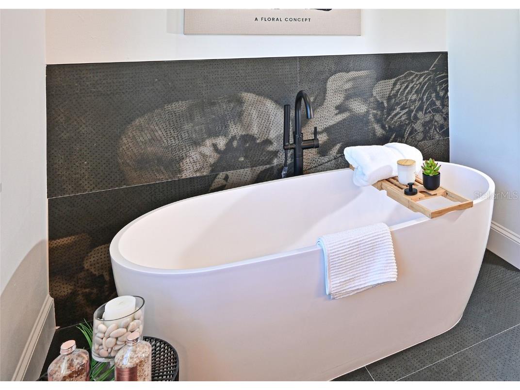 305 55th Street Holmes Beach FL 34217 A4672370 image22