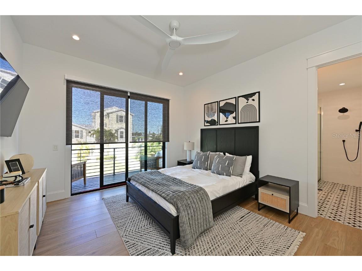 305 55th Street Holmes Beach FL 34217 A4672370 image26