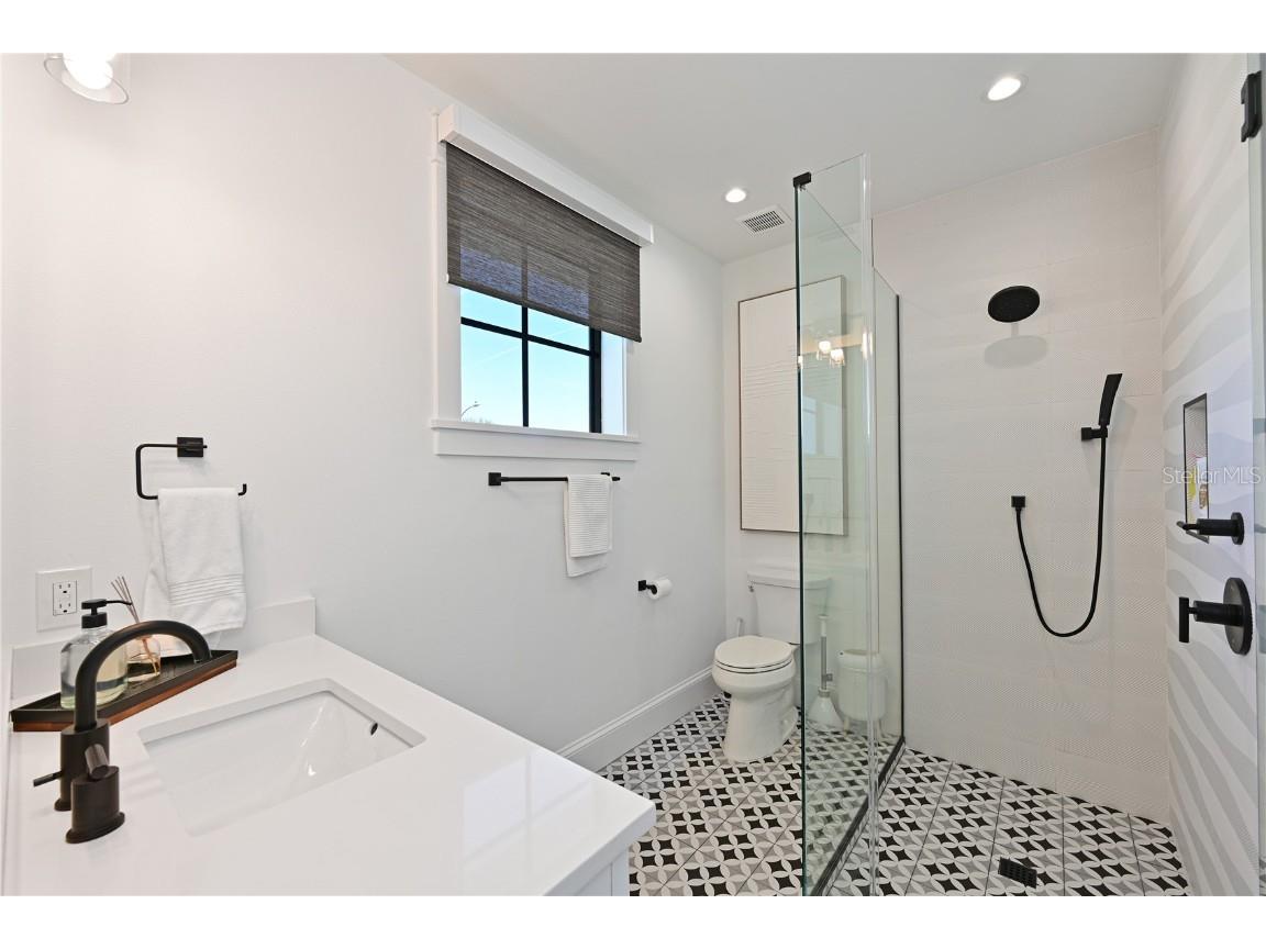 305 55th Street Holmes Beach FL 34217 A4672370 image27