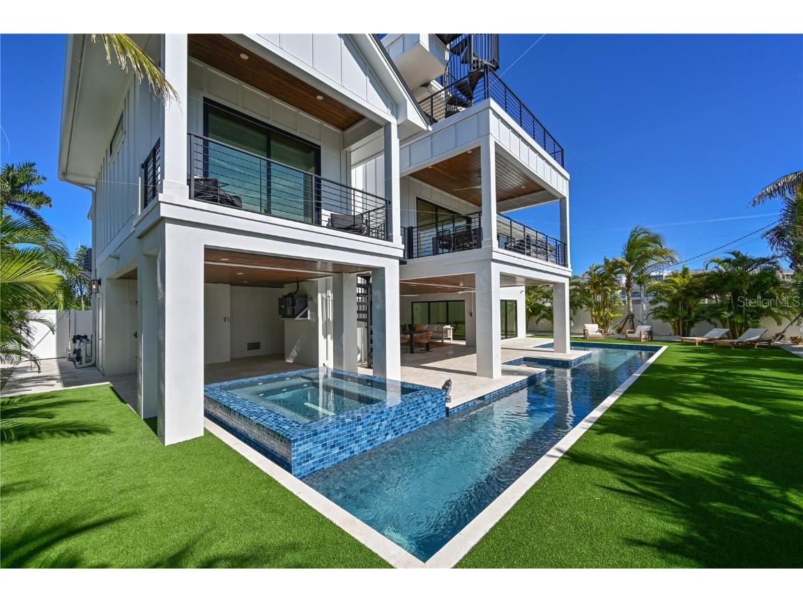 305 55th Street Holmes Beach FL 34217 A4672370 image7