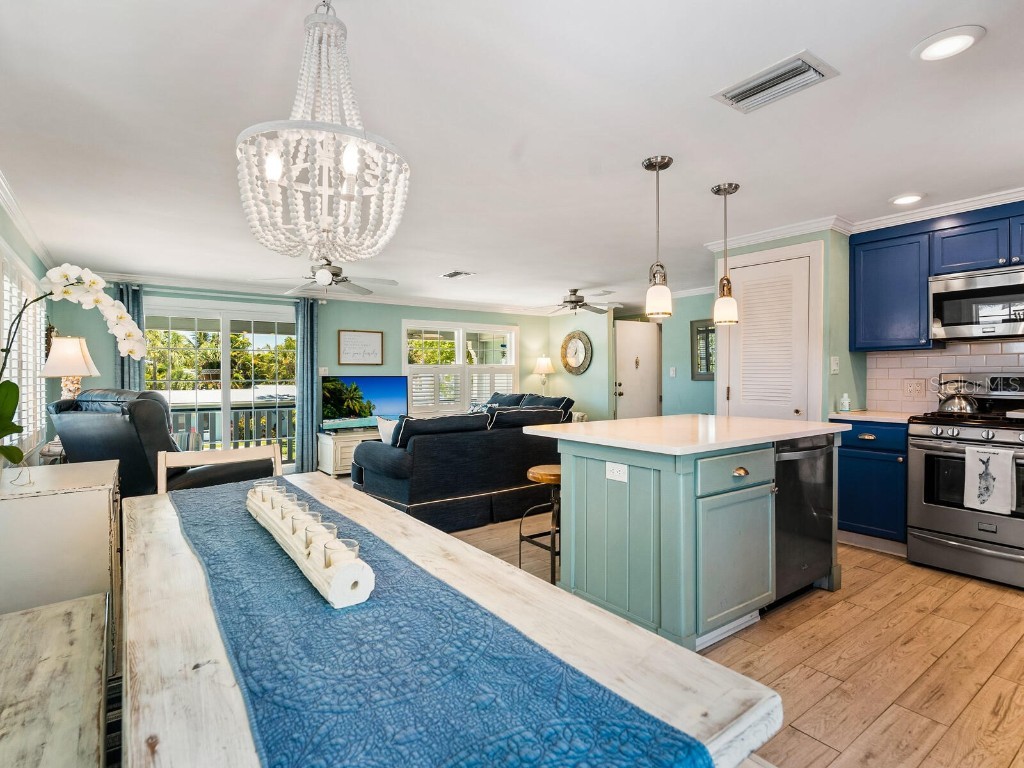 305 57th Street #A Holmes Beach FL 34217 A4534134 image18