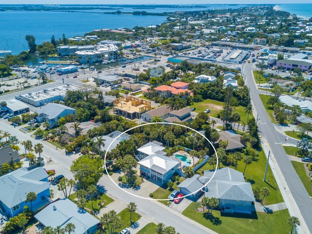 305 57th Street #A Holmes Beach FL 34217 A4534134 image4