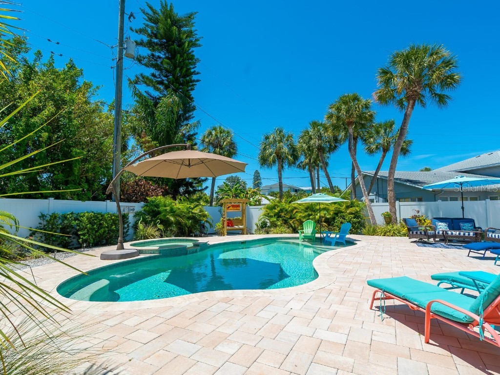305 57th Street #A Holmes Beach FL 34217 A4534134 image43