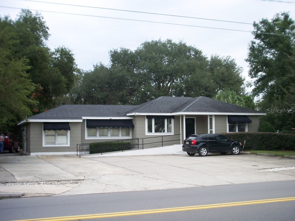305 Avenue K SE Winter Haven FL 33880 P4929106 image1