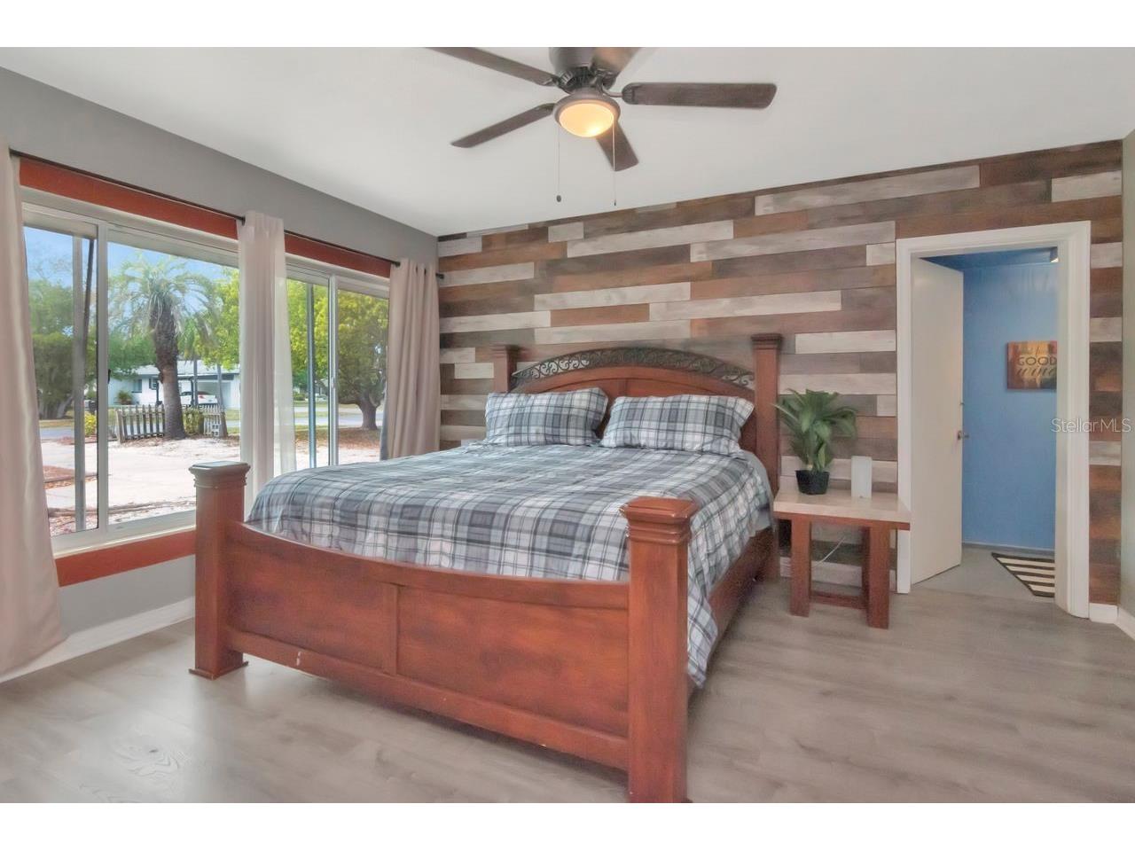 305 Baker Avenue Clearwater FL 33755 TB8491981 image27