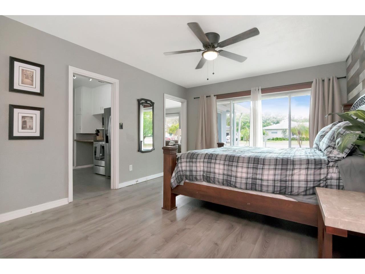 305 Baker Avenue Clearwater FL 33755 TB8491981 image29