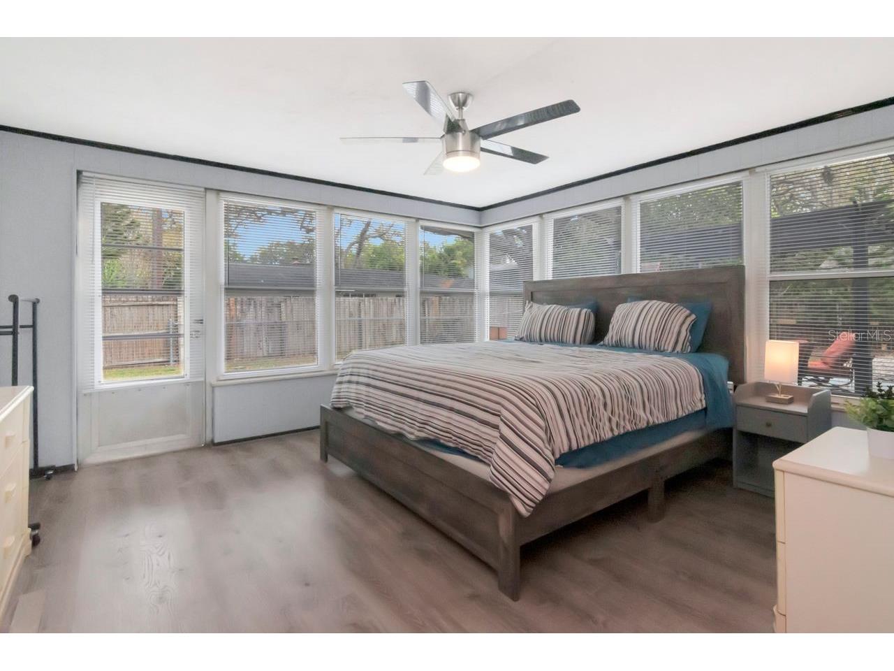 305 Baker Avenue Clearwater FL 33755 TB8491981 image30