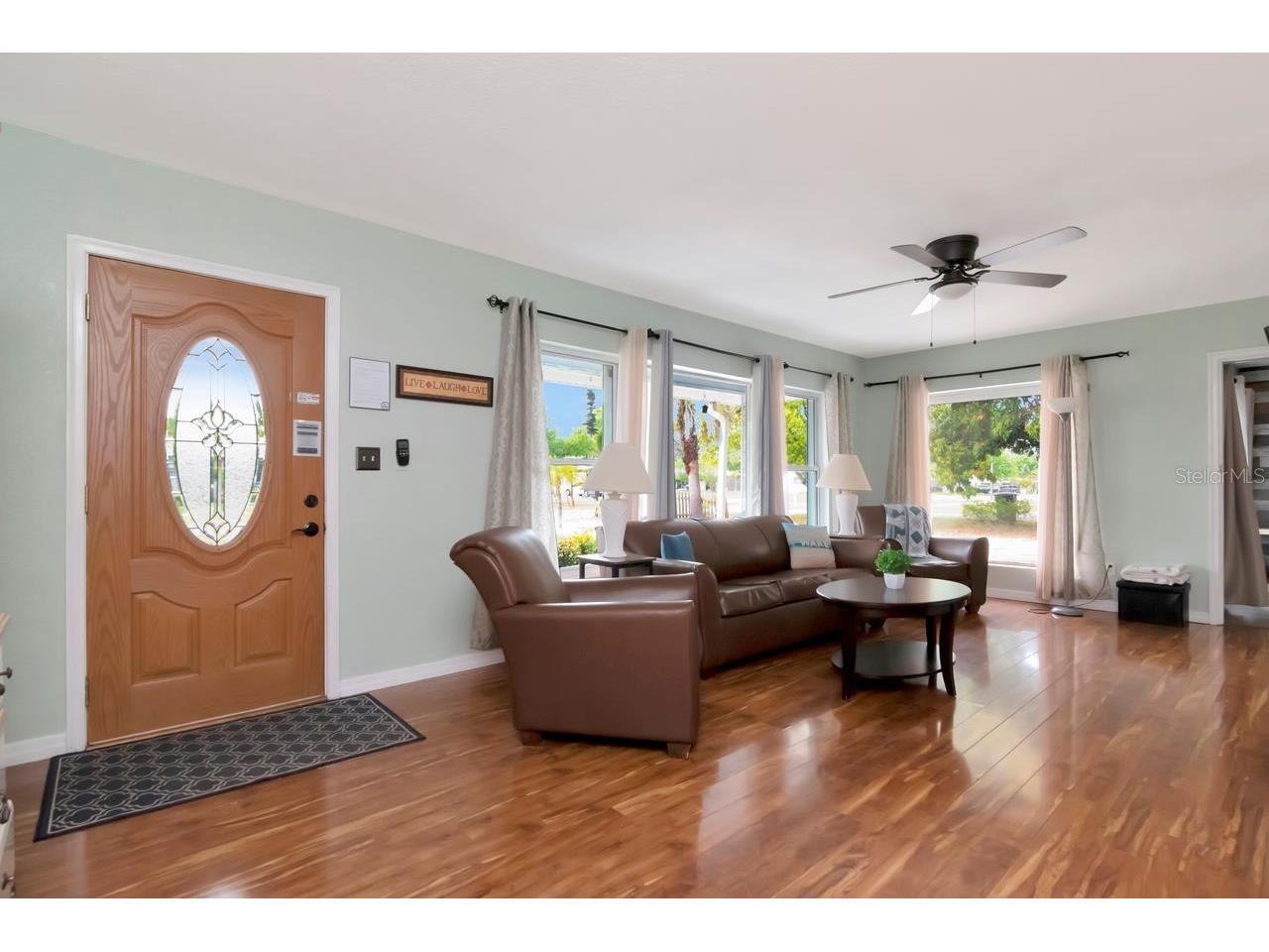 305 Baker Avenue Clearwater FL 33755 TB8491981 image6