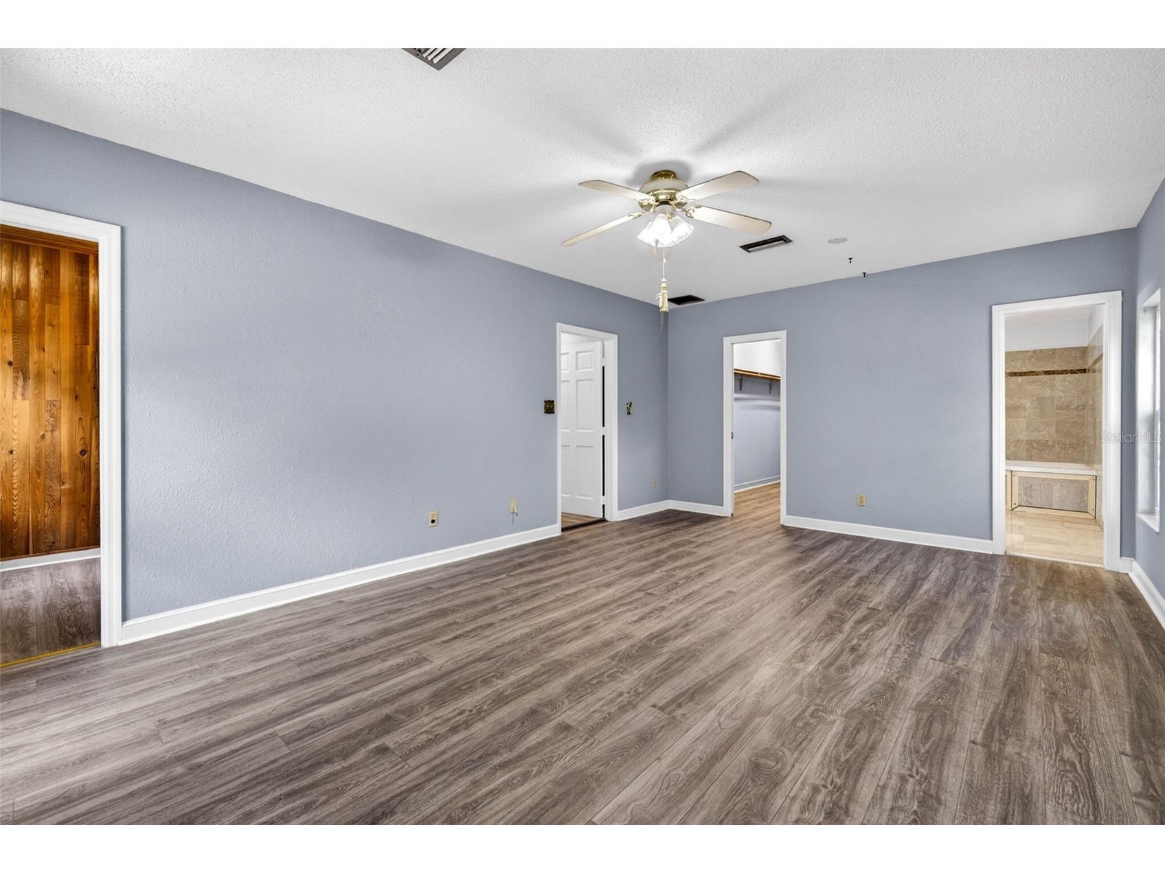 305 Bannockburn Avenue Temple Terrace FL 33617 TB8506716 image37