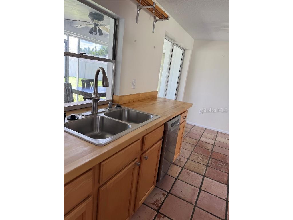 305 Bay Vista Avenue Osprey FL 34229 A4665305 image8