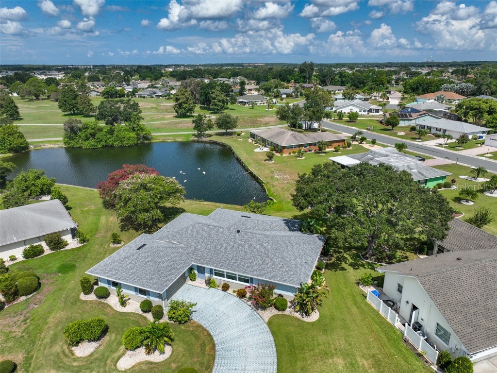 305 Brockfield Drive Sun City Center FL 33573 T3463466 image1