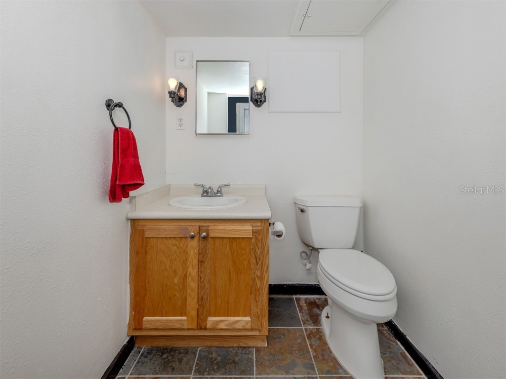 305 Chauncey Avenue Bradenton FL 34208 A4656733 image17