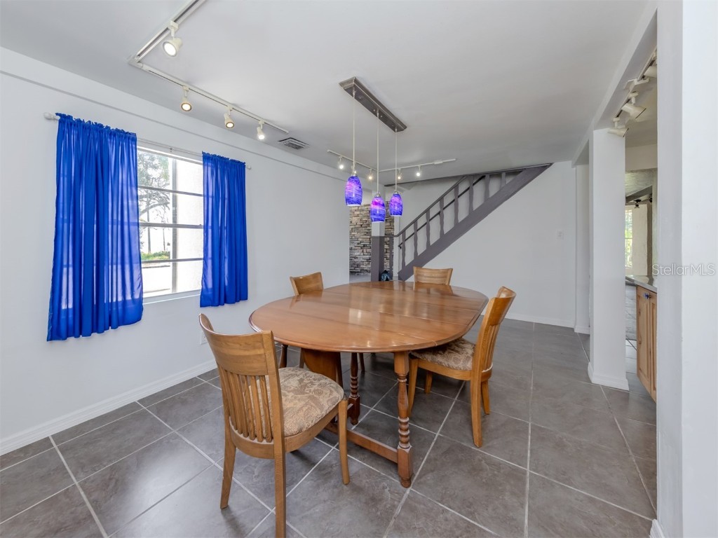 305 Chauncey Avenue Bradenton FL 34208 A4656733 image9