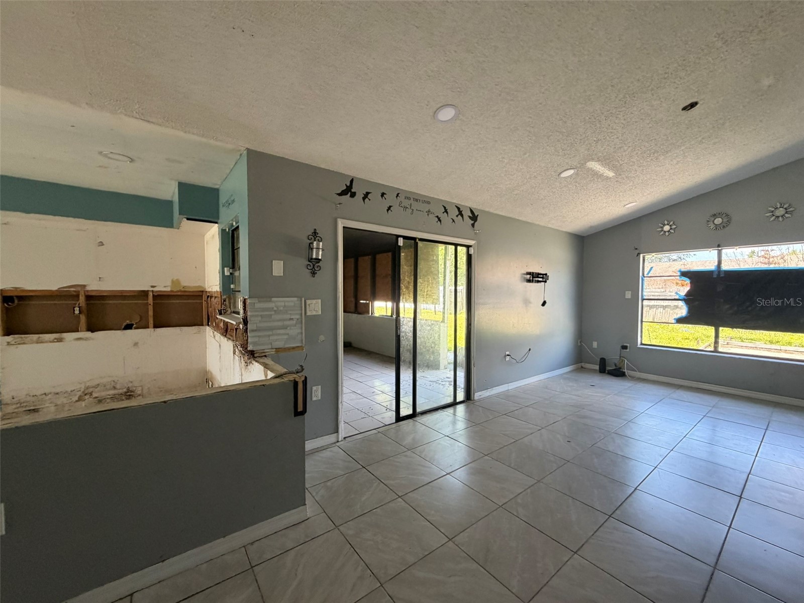 305 Cornwallis Court Kissimmee FL 34758 S5148223 image7