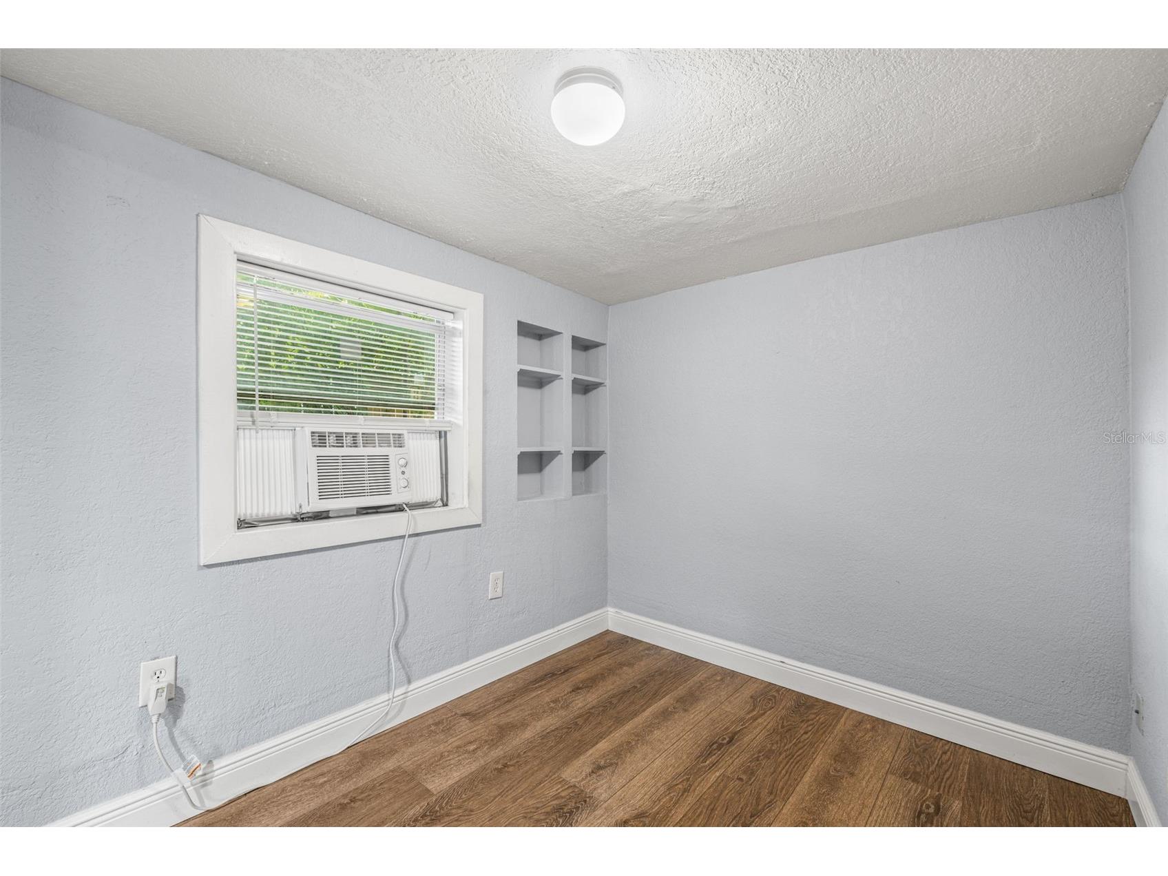 305 E Hanna Avenue Tampa FL 33604 TB8509062 image19