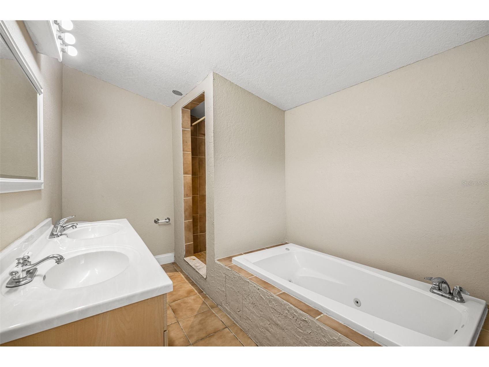 305 E Hanna Avenue Tampa FL 33604 TB8509062 image20