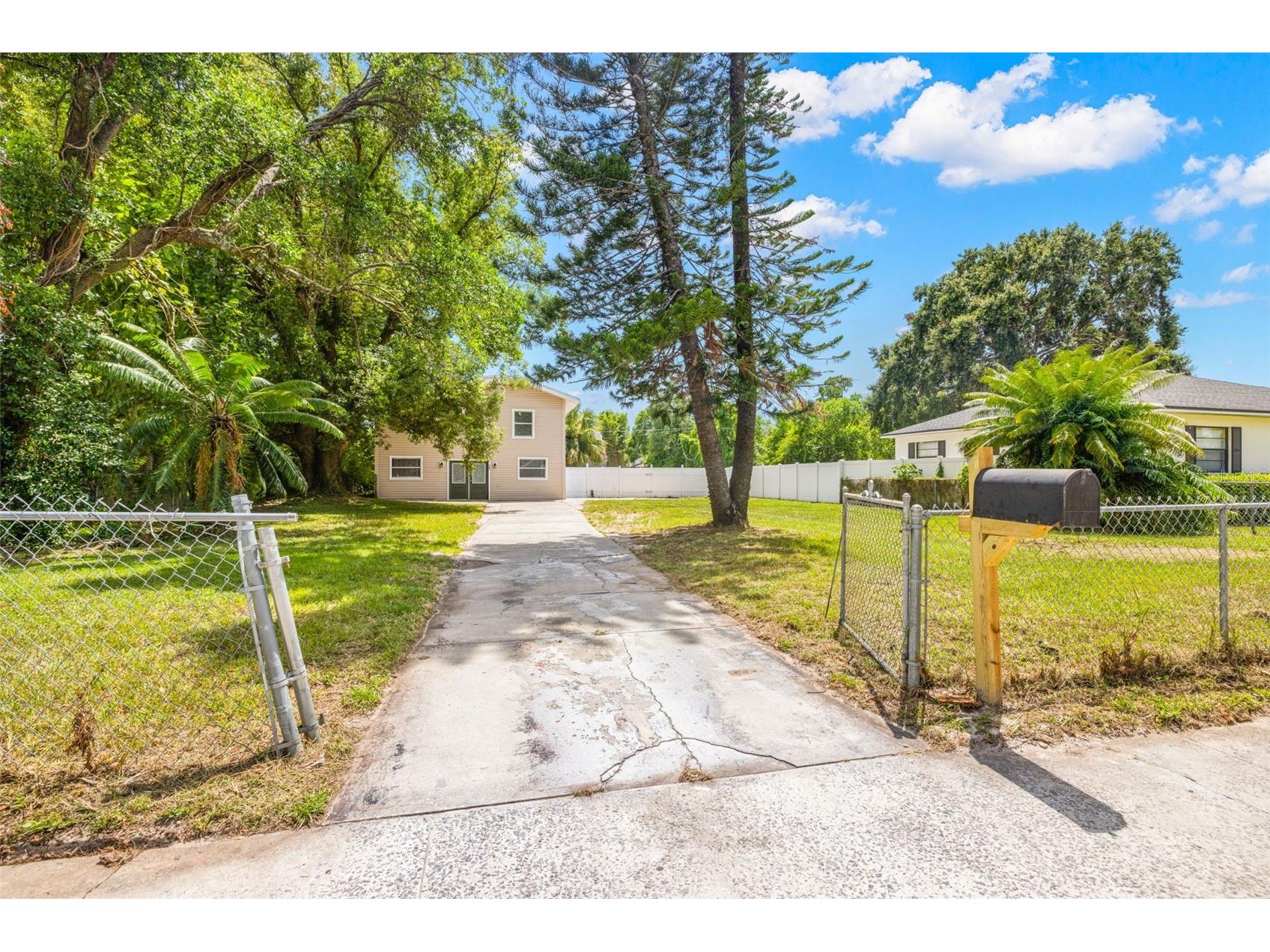 305 E Hanna Avenue Tampa FL 33604 TB8509062 image3
