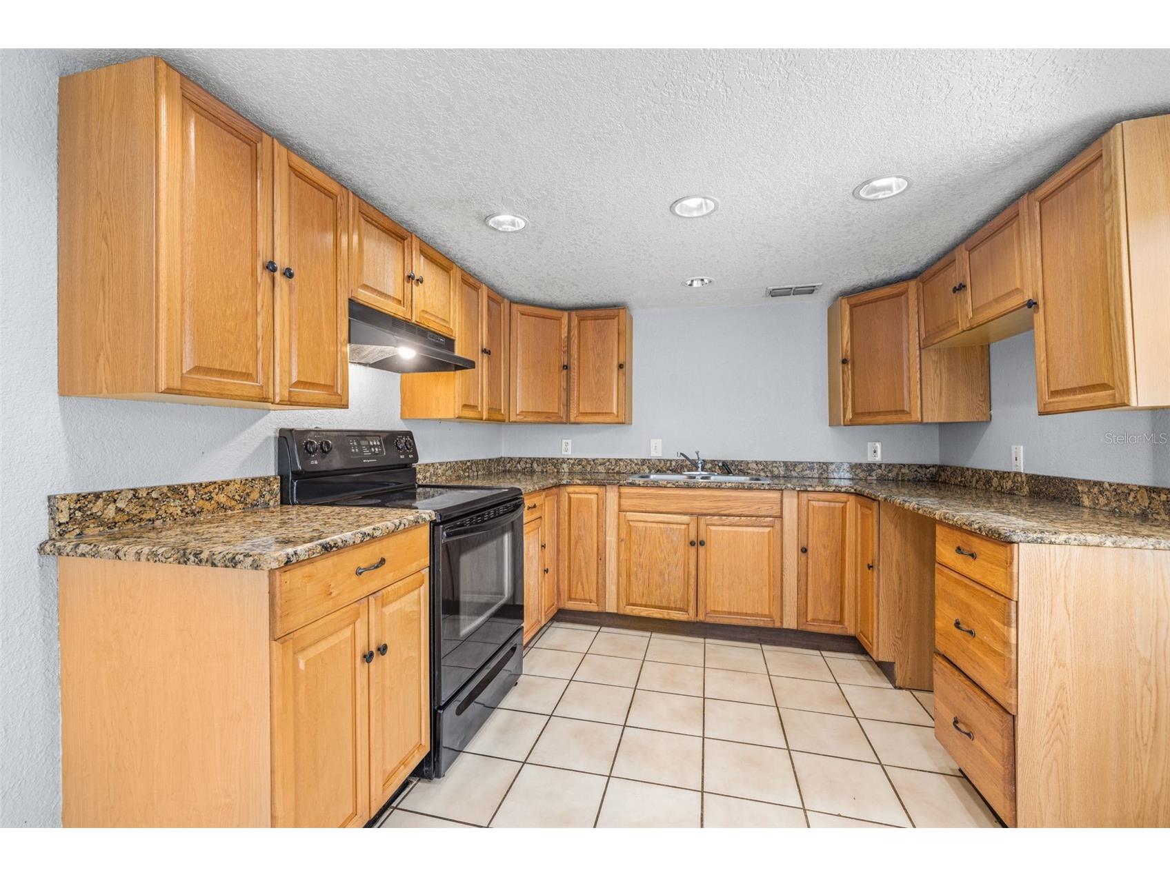 305 E Hanna Avenue Tampa FL 33604 TB8509062 image44
