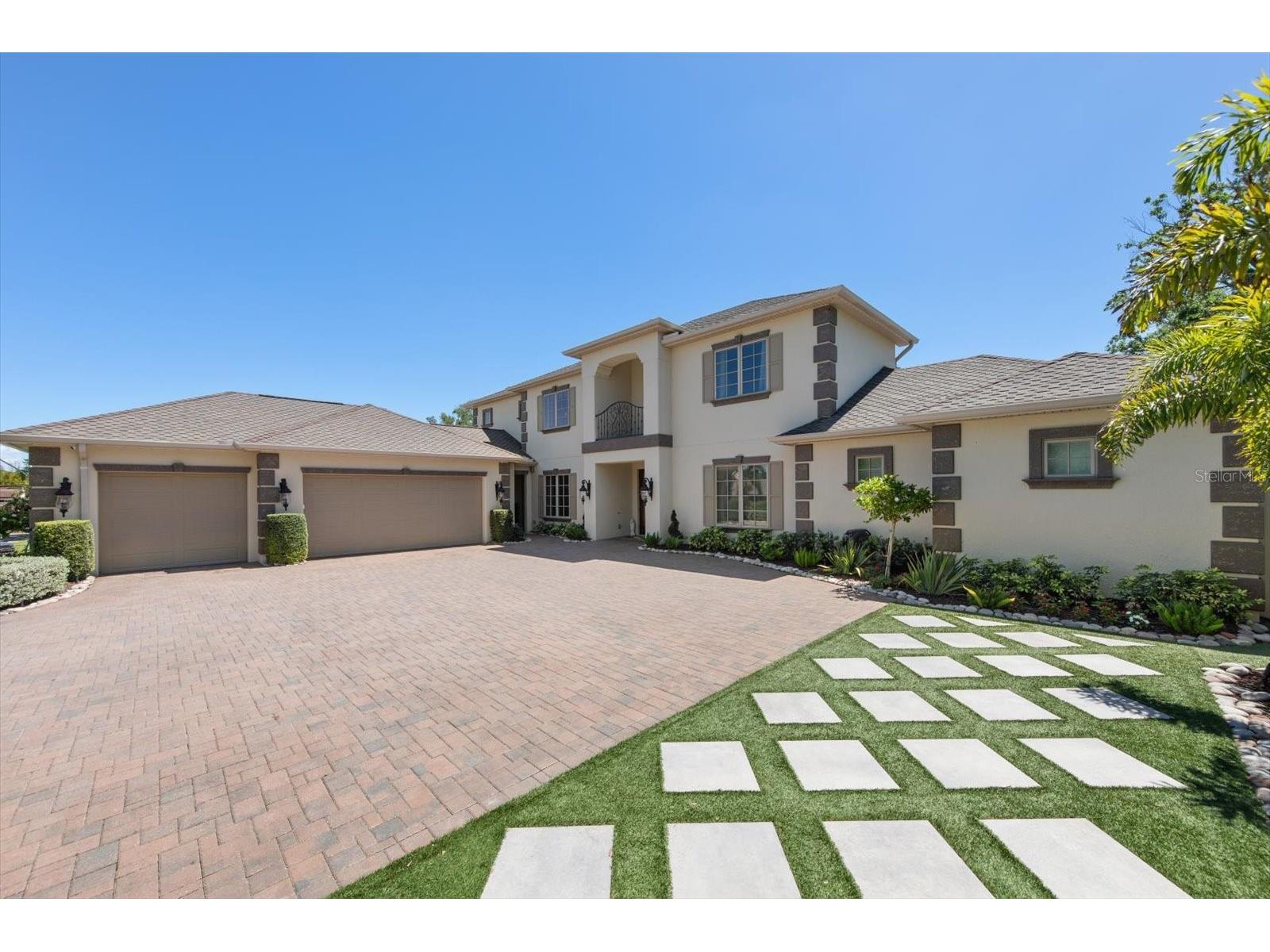 305 Eastleigh Drive Belleair FL 33756 TB8494828 image1