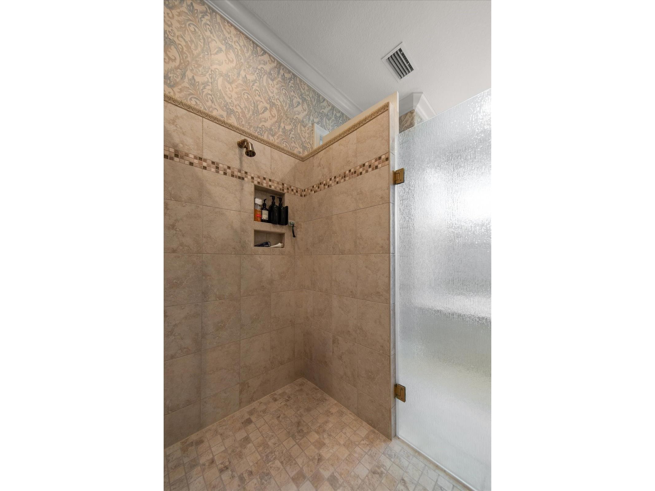 305 Eastleigh Drive Belleair FL 33756 TB8494828 image26