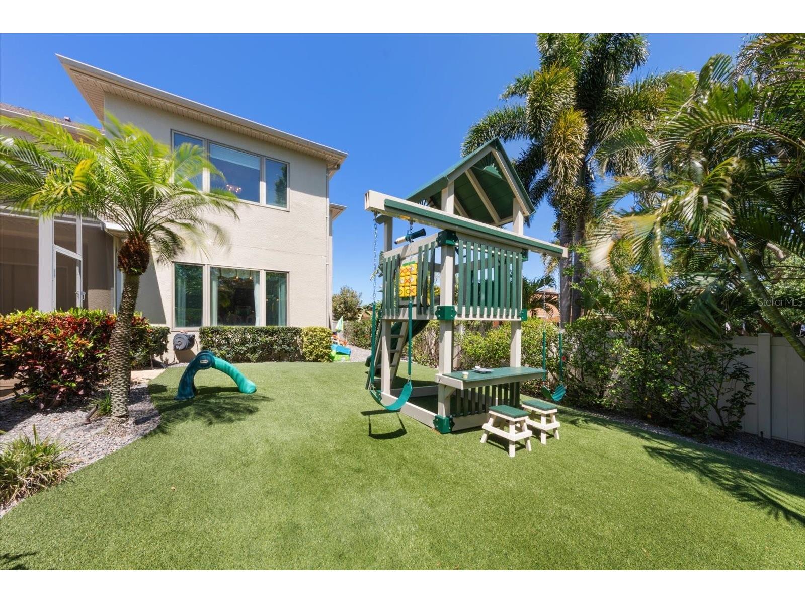 305 Eastleigh Drive Belleair FL 33756 TB8494828 image46