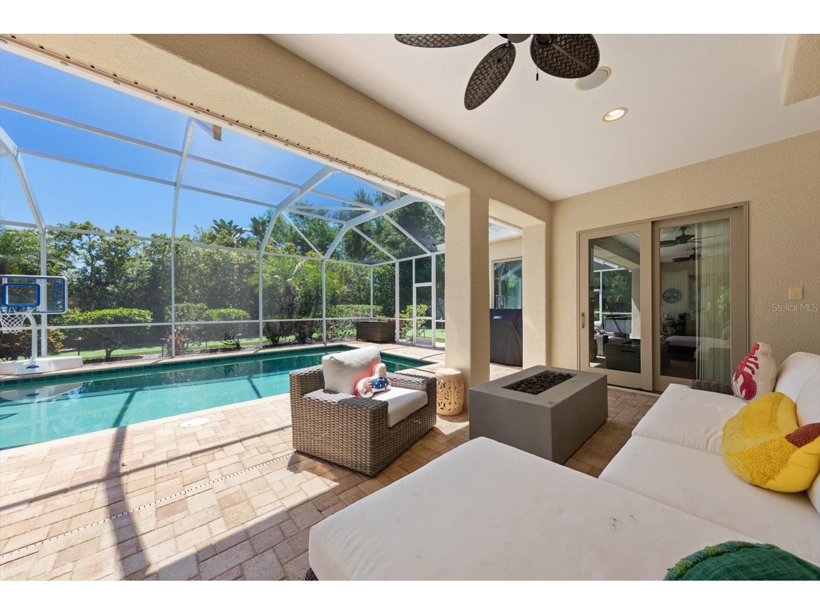 305 Eastleigh Drive Belleair FL 33756 TB8494828 image47