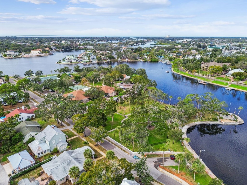 305 Grand Boulevard Tarpon Springs FL 34689 TB8461512 image50