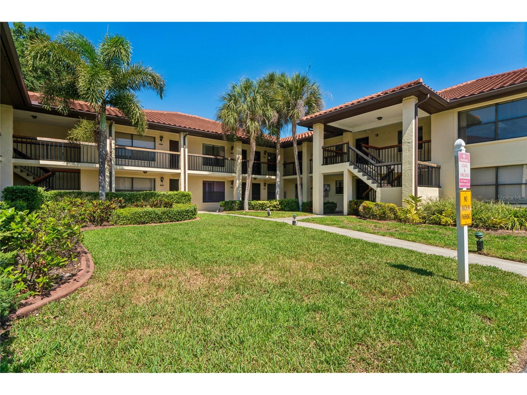 305 Hammock Pine Boulevard #305 Clearwater FL 33761 TB8508910 image1