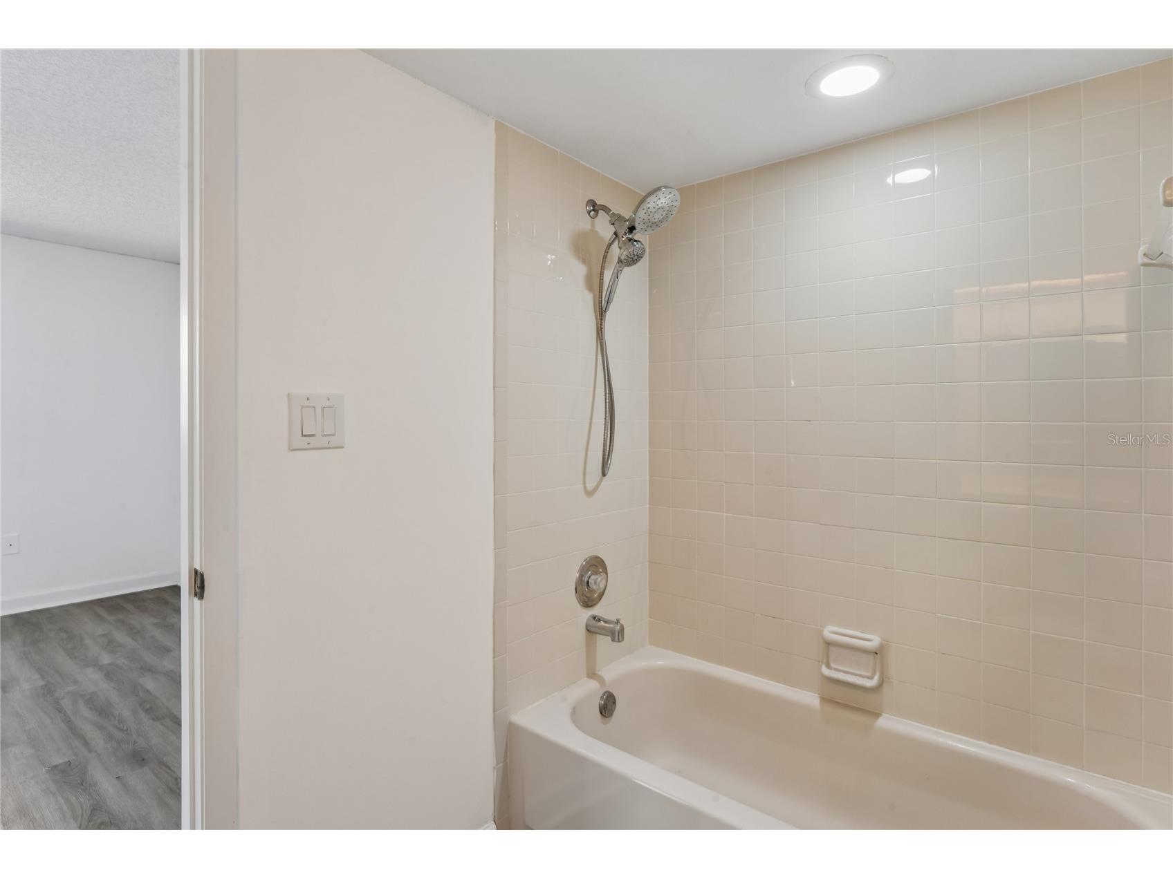 305 Hammock Pine Boulevard #305 Clearwater FL 33761 TB8508910 image19