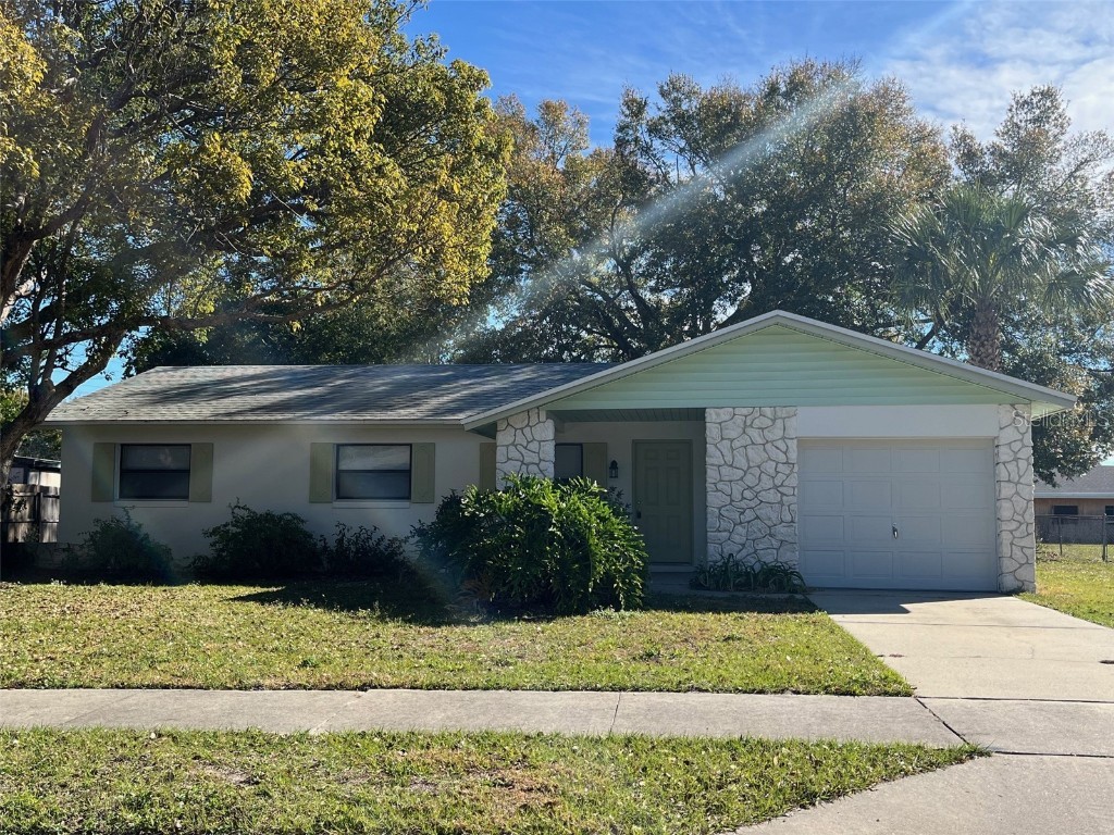 305 Helena Court Sanford FL 32773 O6177017 image1