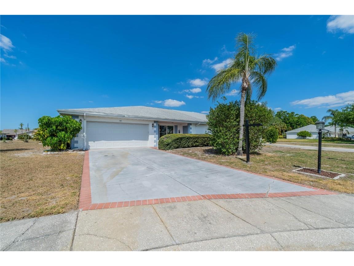 305 Hickory Stick Court Sun City Center FL 33573 T3433534 image1