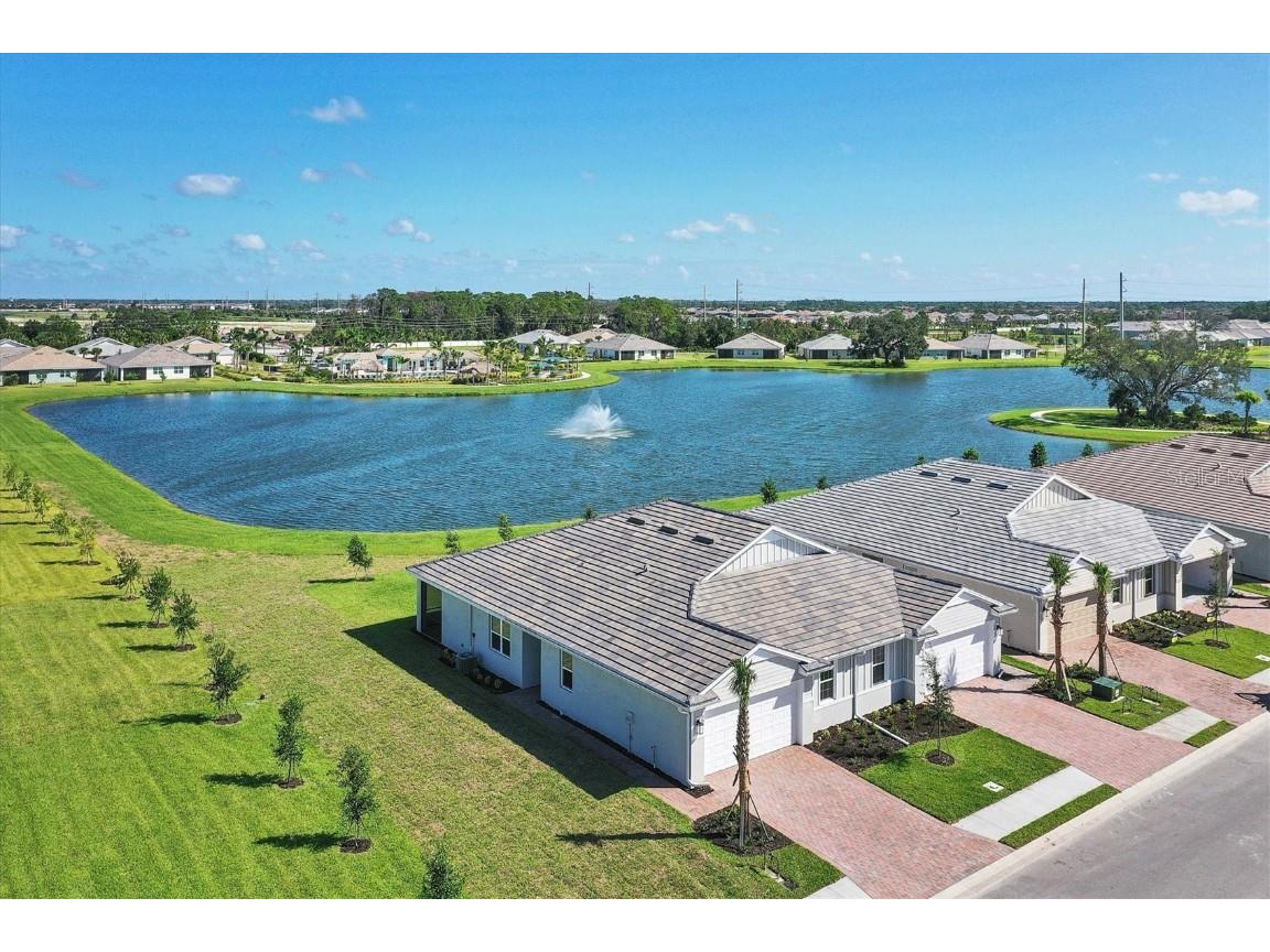 305 Ibiza Loop Venice FL 34292 N6128742 image1